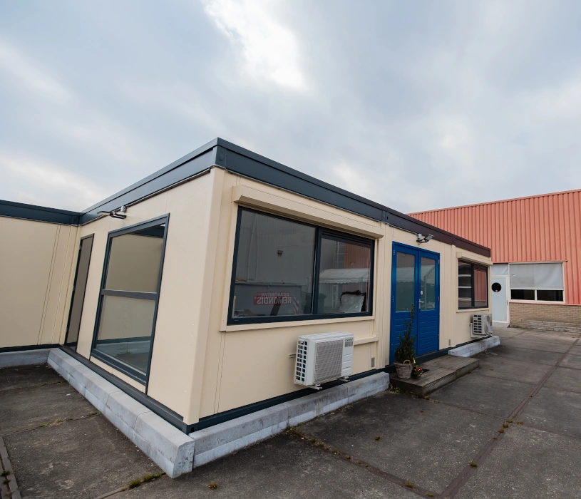 Shelter Storage kantoortje