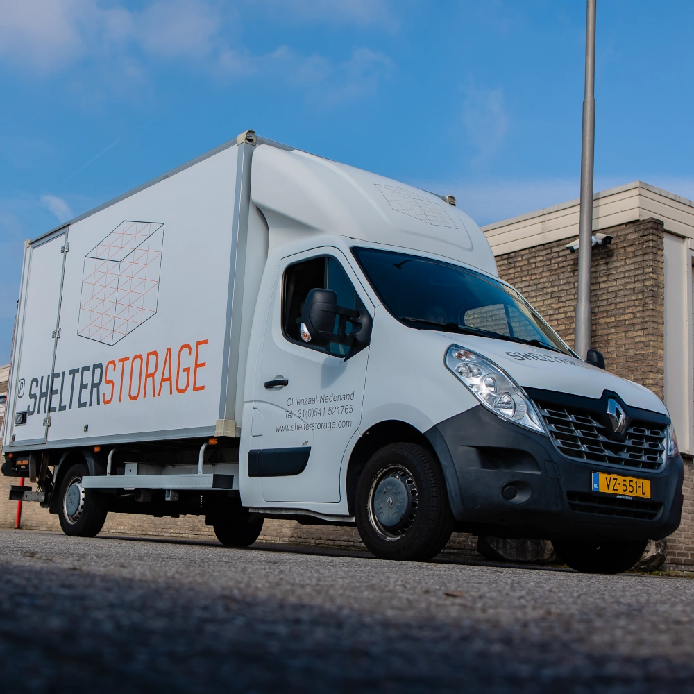 Transportbus van Shelter Storage